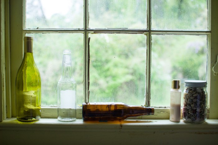 Mary Janes Bathroom3